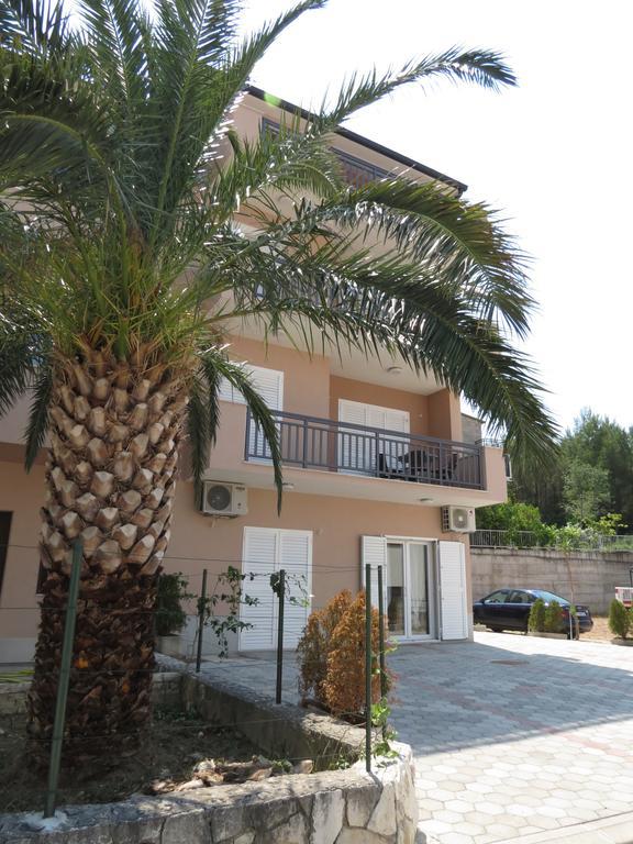 Apartments Ljubicic Podstrana Extérieur photo